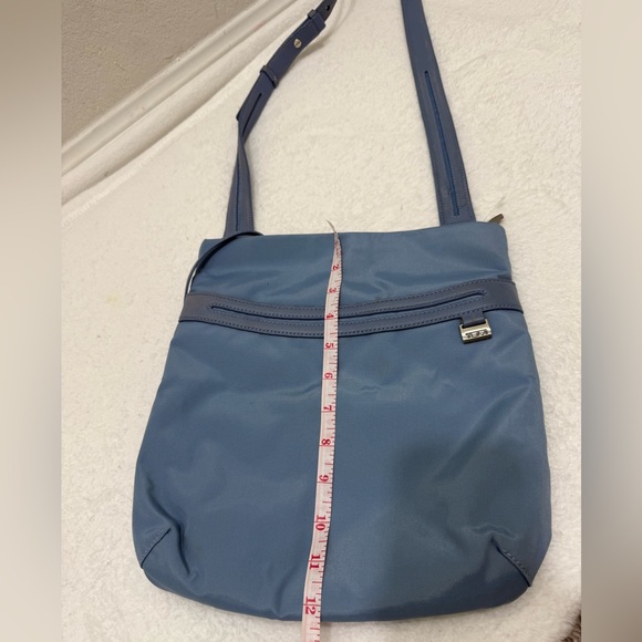 Tumi Ballistic Nylon Crossbody - Picture 8 of 8